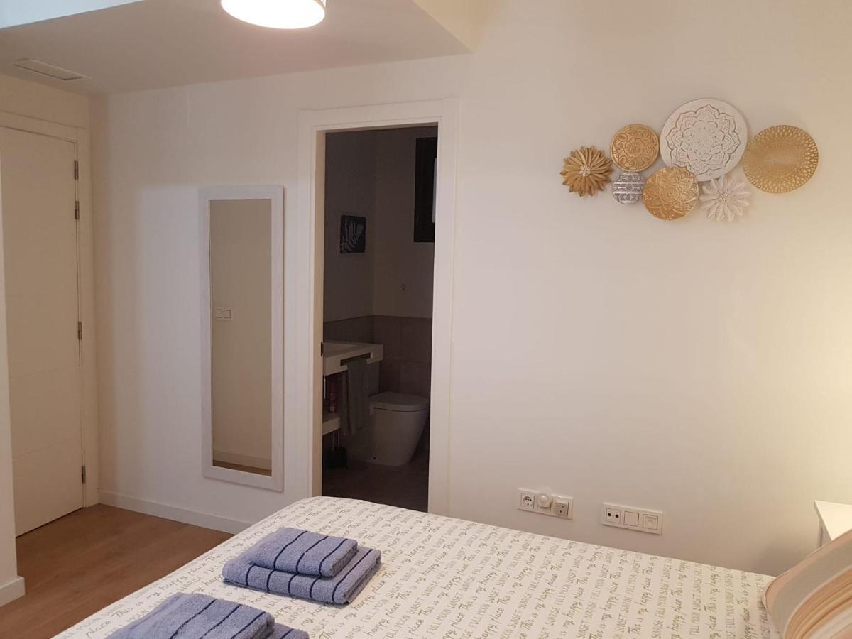 Apartamento Plaza Del Teatro Parking Free มาลากา ภายนอก รูปภาพ