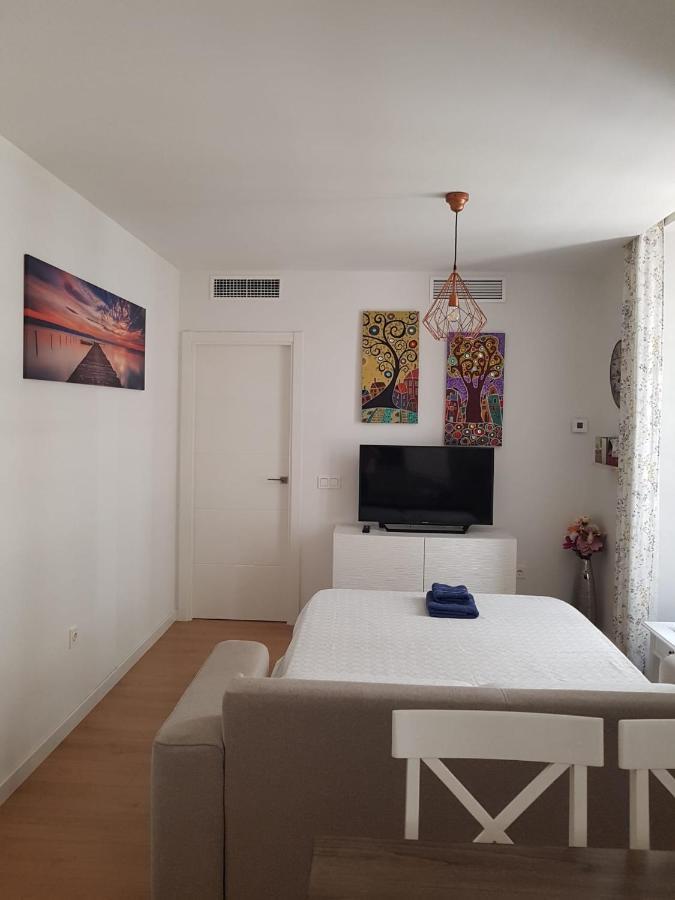 Apartamento Plaza Del Teatro Parking Free มาลากา ภายนอก รูปภาพ